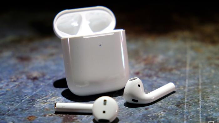 Apple&#39;s second-generation AirPods drop to $89 ahead of Black Friday